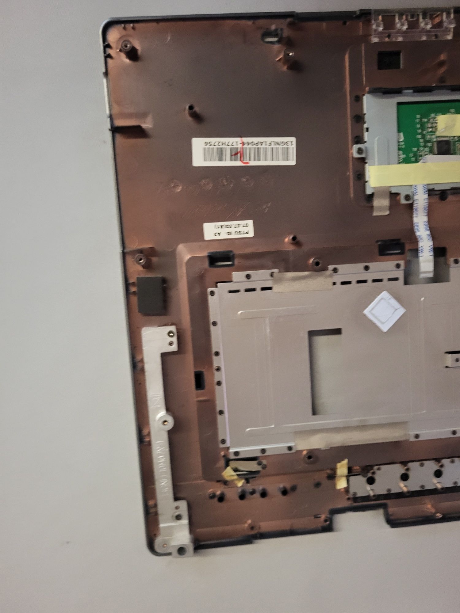 Sprzedam palmrest do laptopa Asus F5R.