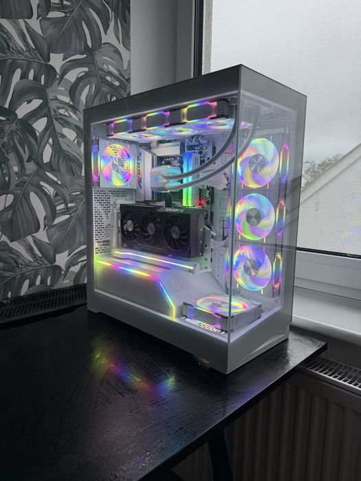 Komputer Gamingowy Ryzen 7 7800X3D RTX 4070 SUPER 32GB RAM