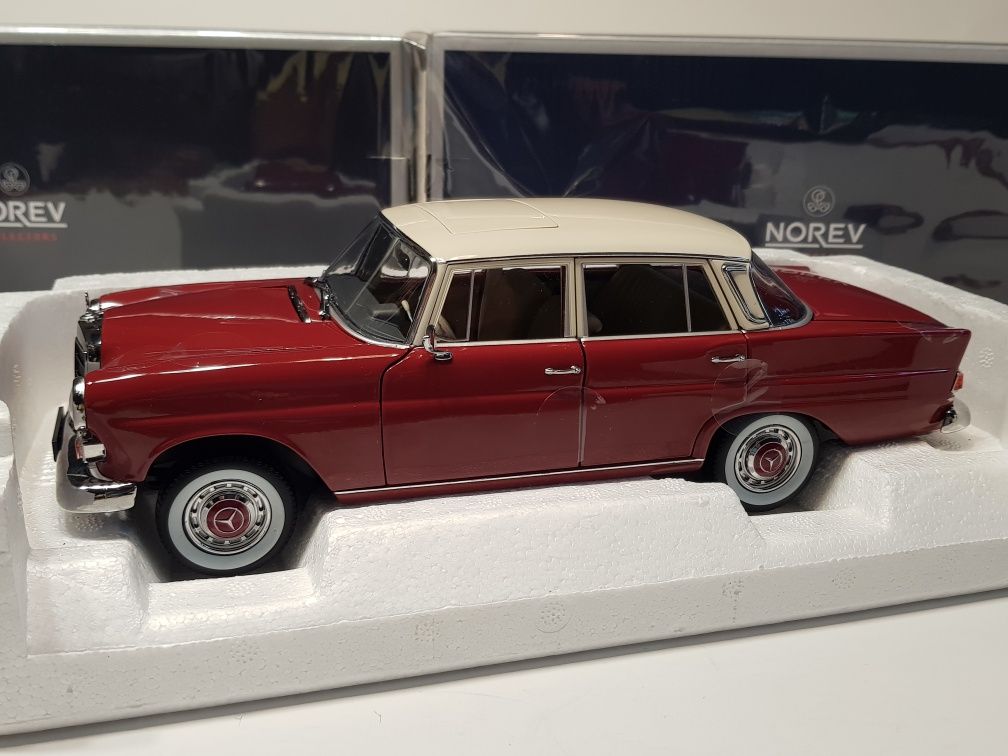 Mercedes 200 W110 Norev 1 18