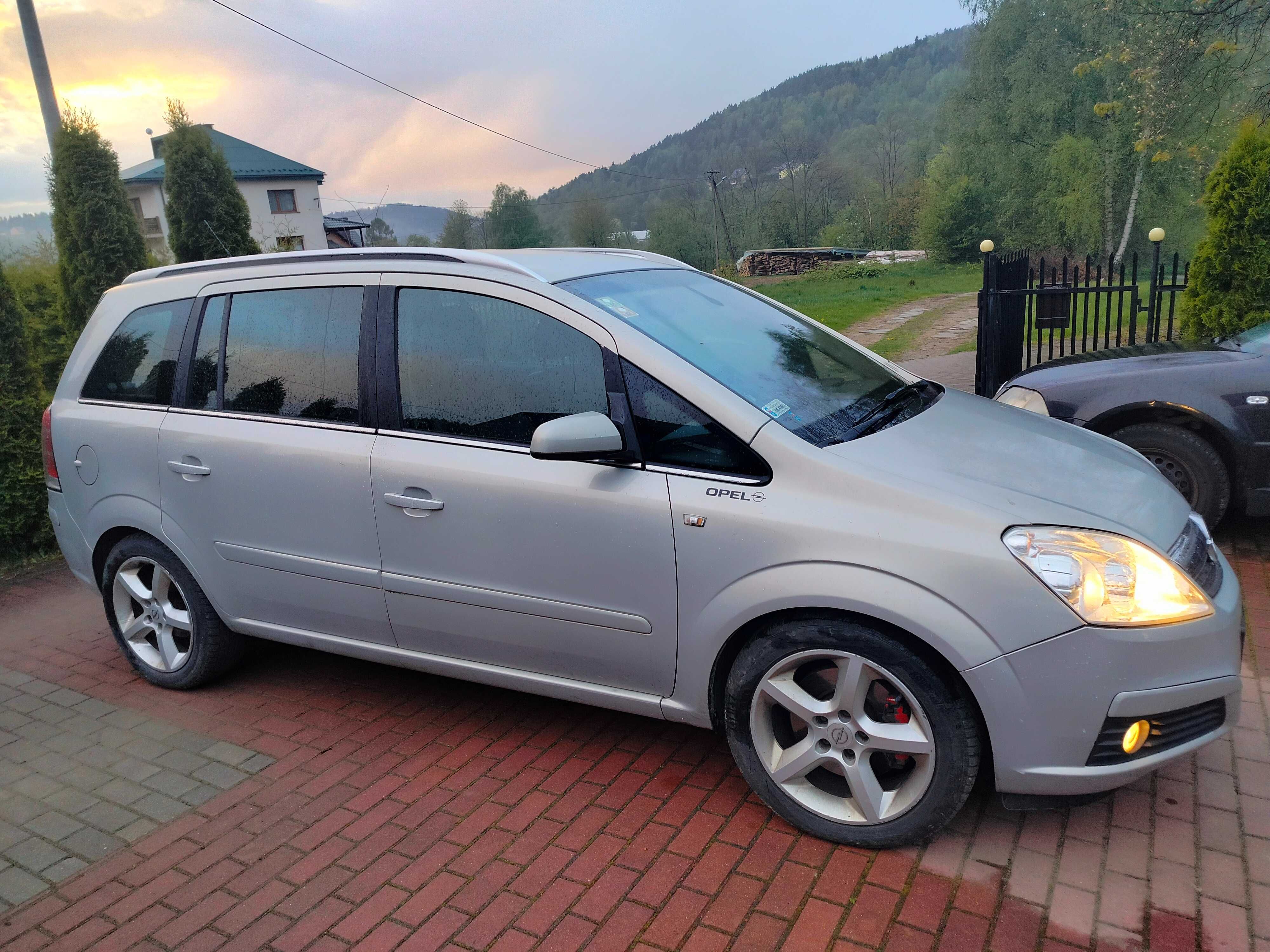 Opel Zafira Cosmo 7-Osobowy, Silnik 1,9