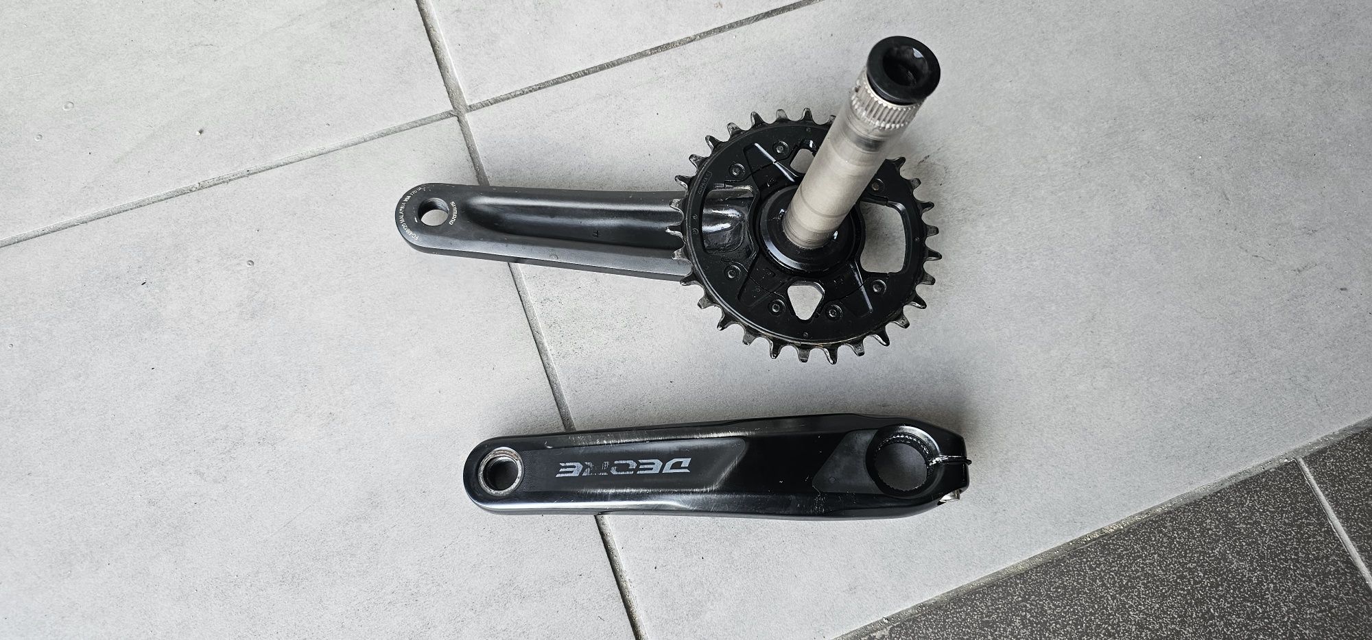Napęd Shimano  Przerzutka XT M8100 Manetka Korba Kaseta