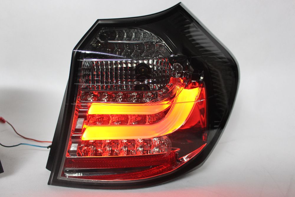 Lampy tył tylne BMW 1 E87 E81 3D/5D 04-07 Diody LED BAR NEON TUNING!