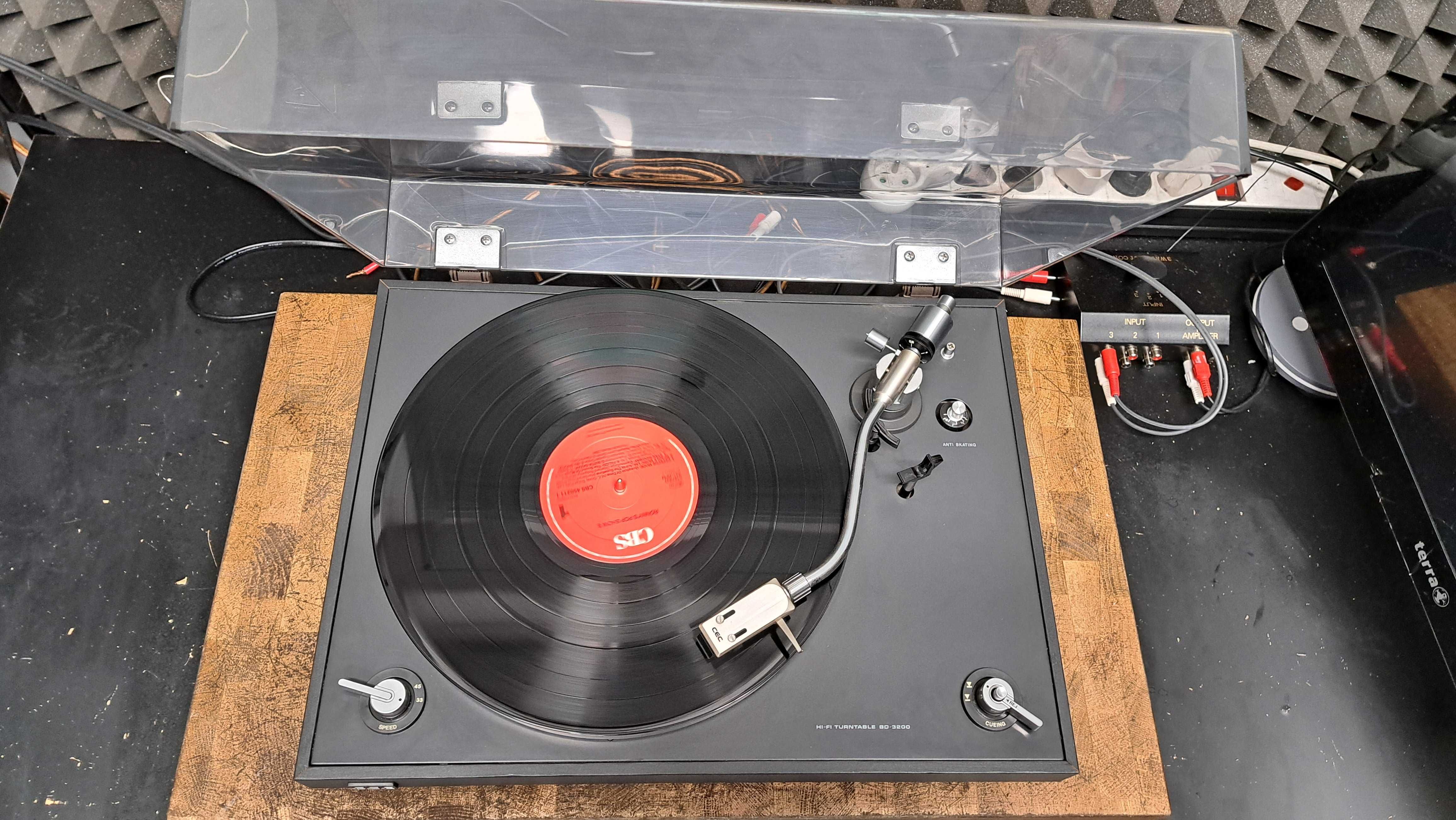 Gramofon Cec BD 3200 SHURE M75ED