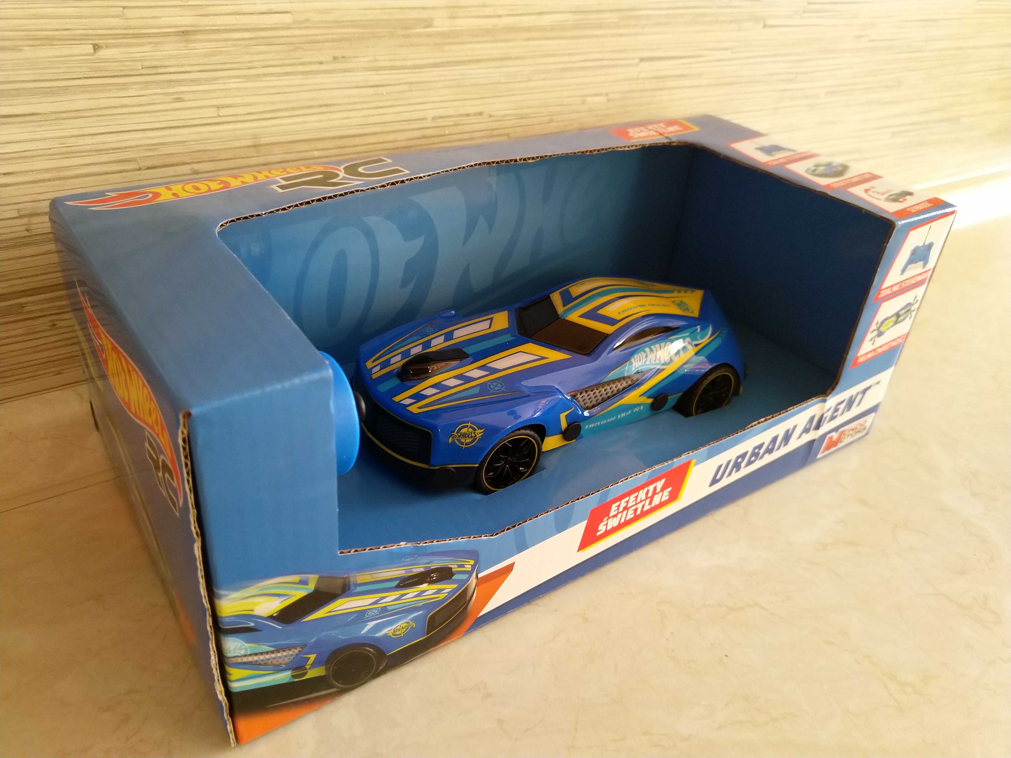 NOWY Samochód Zdalnie Sterowany Na Pilota 1:24 Hot Wheels +Pilot MONDO