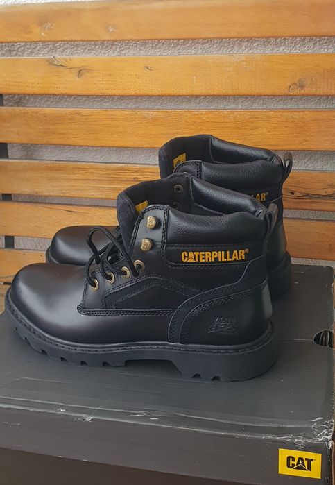 Caterpillar Mens Stickshift Wide Fit Boots  
rozm EUR 44 (29,3cm)/ UK