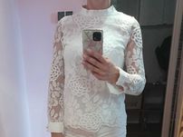 Koszula biała elegancka koronkowa