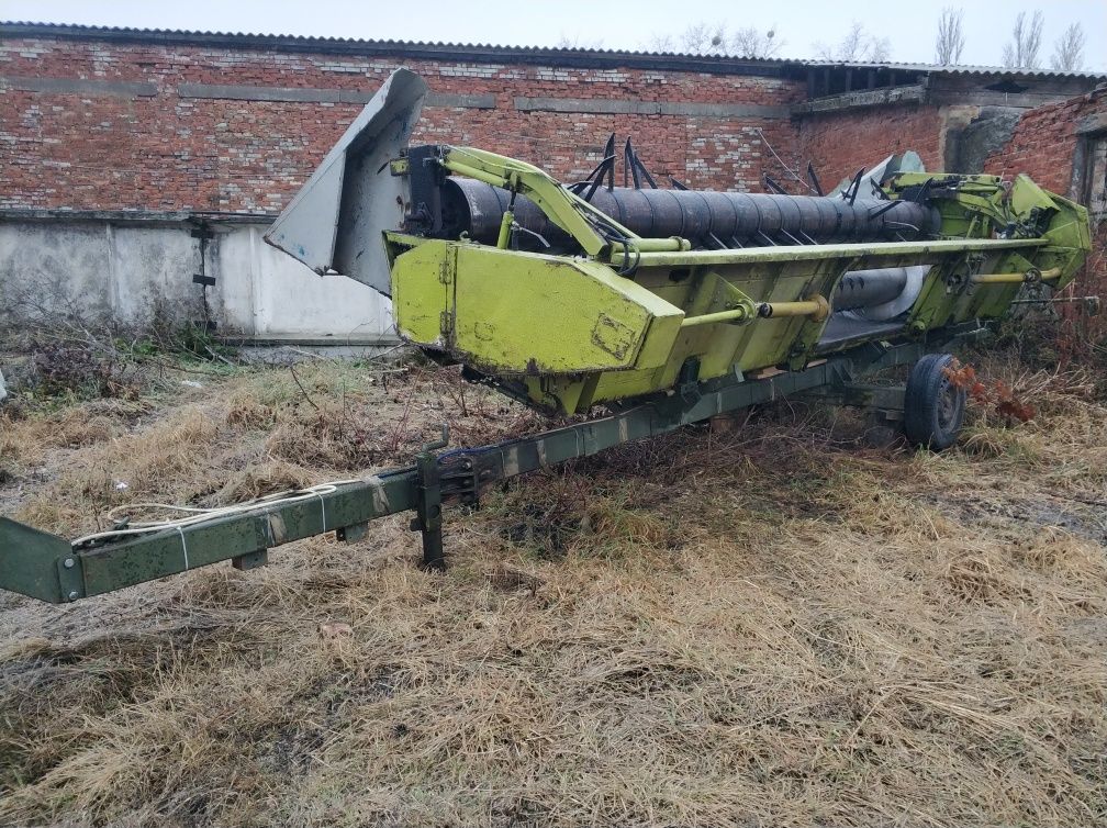 Продам  комбайн  Claas mega 208-1