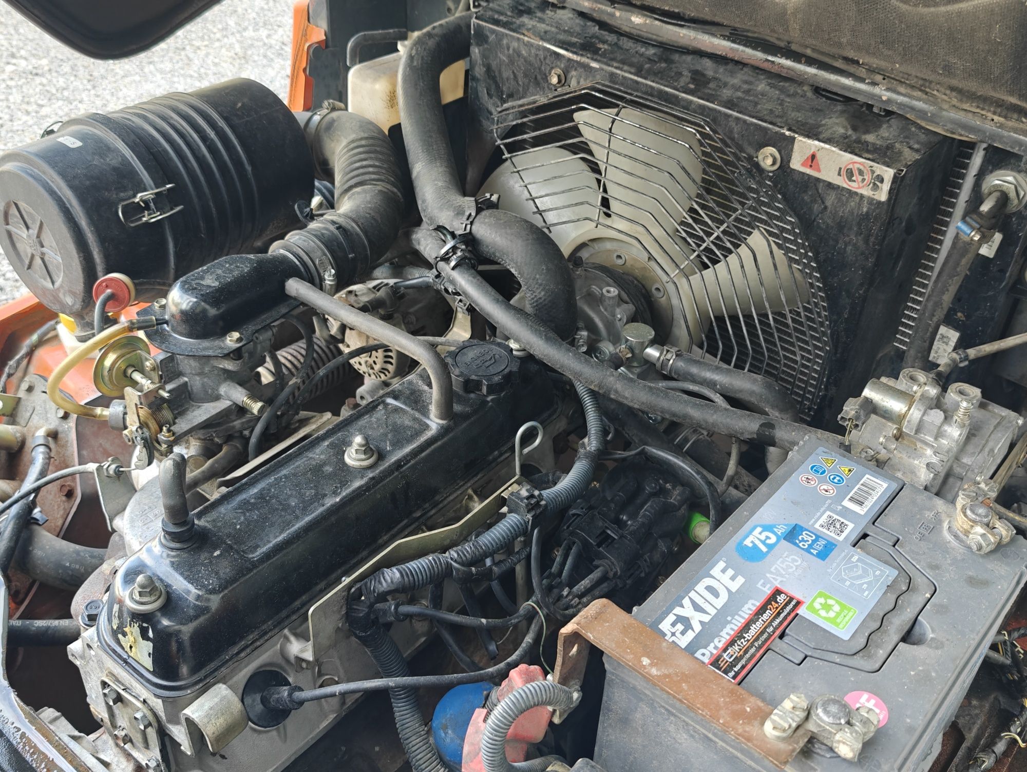 Wózek Widłowy Toyota 7FGF25 Lpg 2.5T  z Niemiec Przebieg 5100mtg