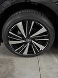 Felgi toyota 17cali et40 7,5j 5x114,3 z oponami 2025r