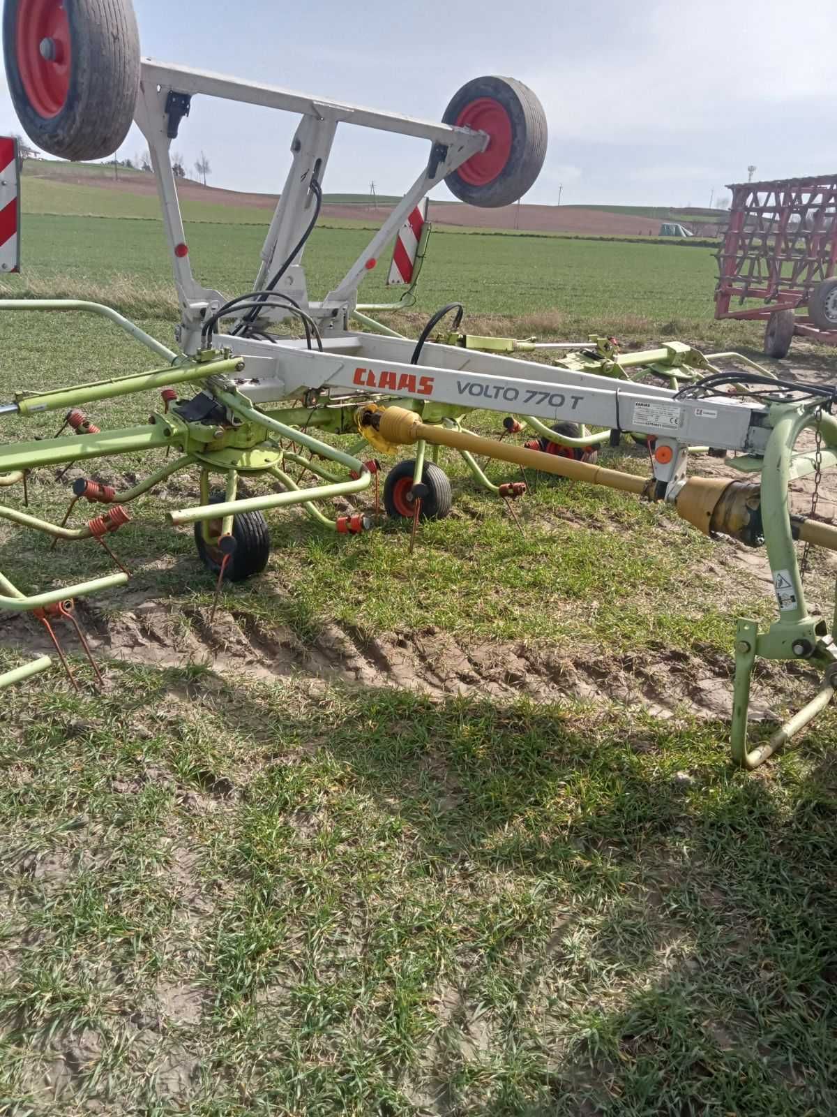 Przetsząsarka Claas volto 770 kuhn