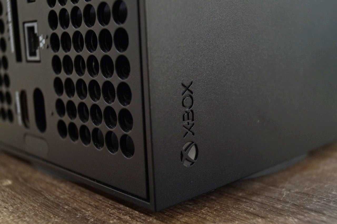 Ігрова приставка Microsoft Xbox Series X TVOYO