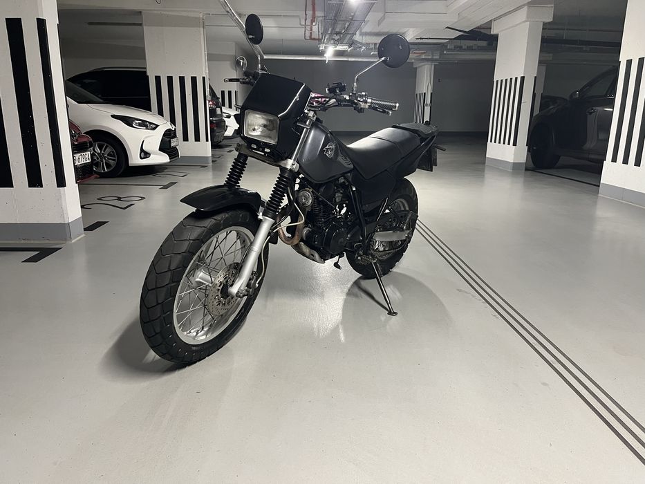 Yamaha TW 125 -kat B