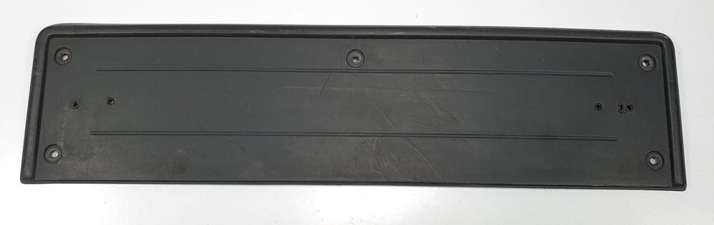 LISTWA POD TABLICĘ REJESTRACYJNĄ RANGE ROVER III L322 500090