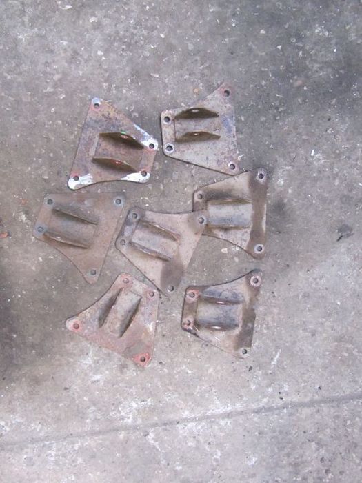 iveco daily 99-06r wieszak-mocowanie amortyzator przód 7szt