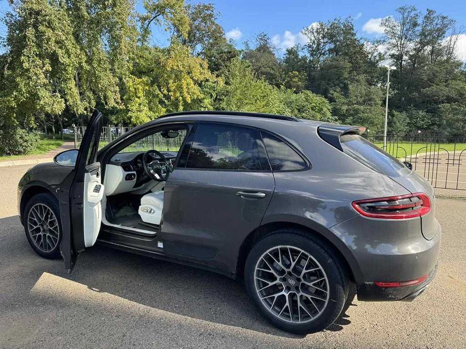 Macan 2015, на белом салоне, машина супер luxury