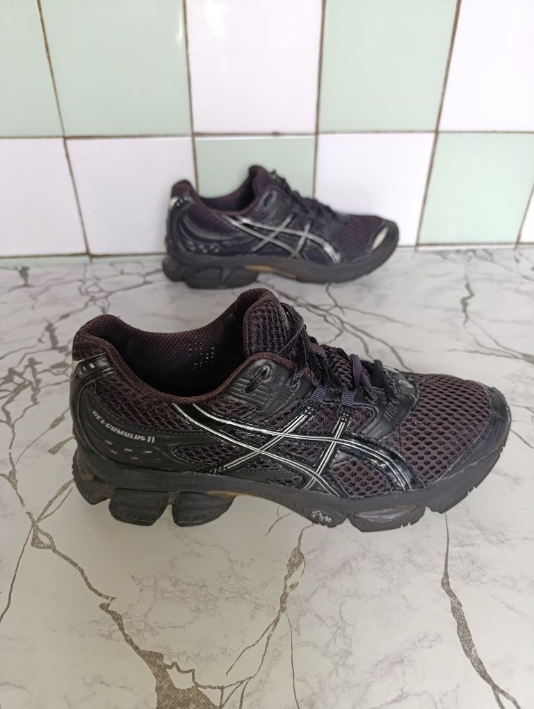 Asics cumulus p.42 GT-1000,2000, Kayano, lyte v, Nimbus