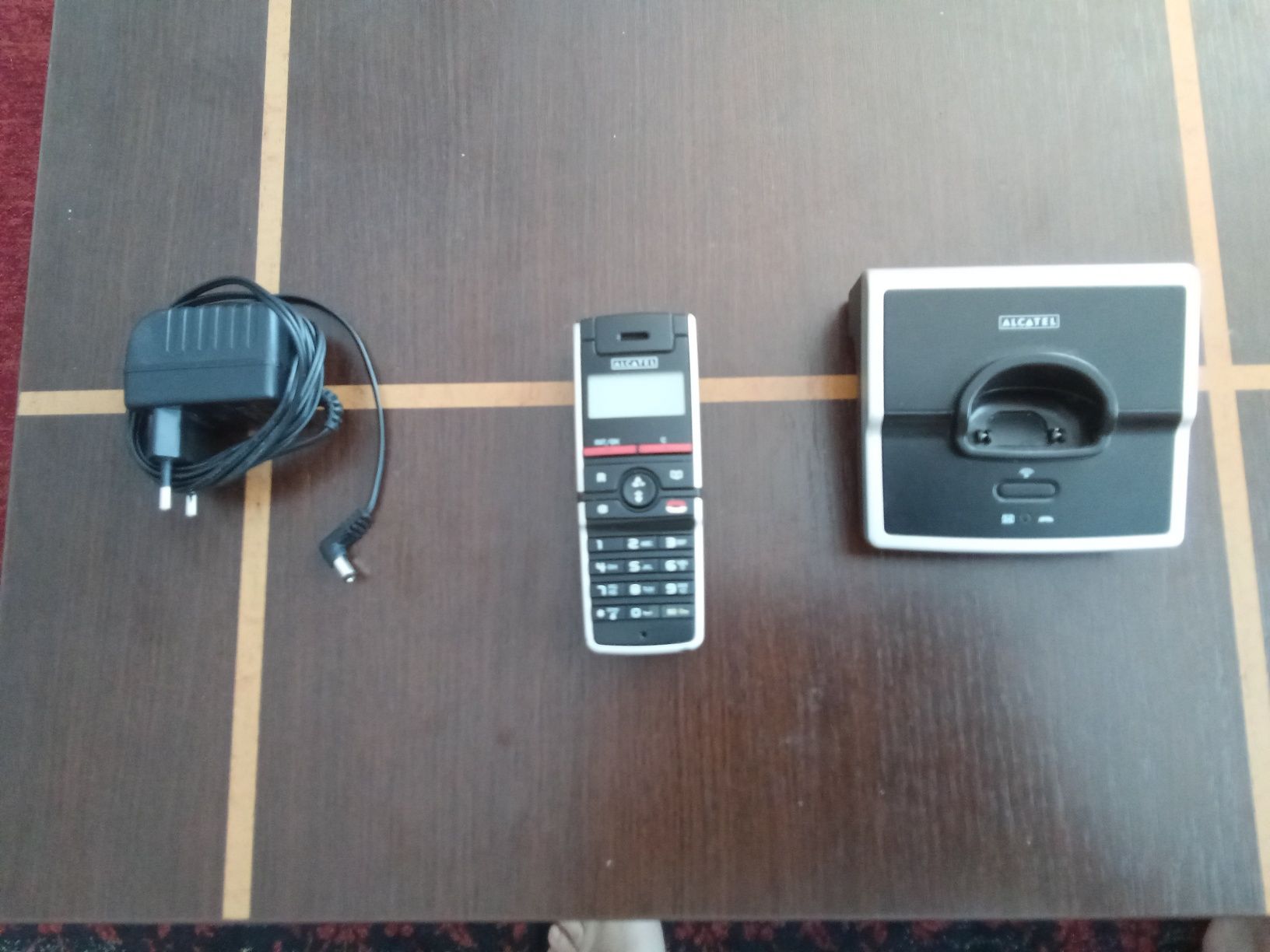 Telefon stacjonarny Alcatel
