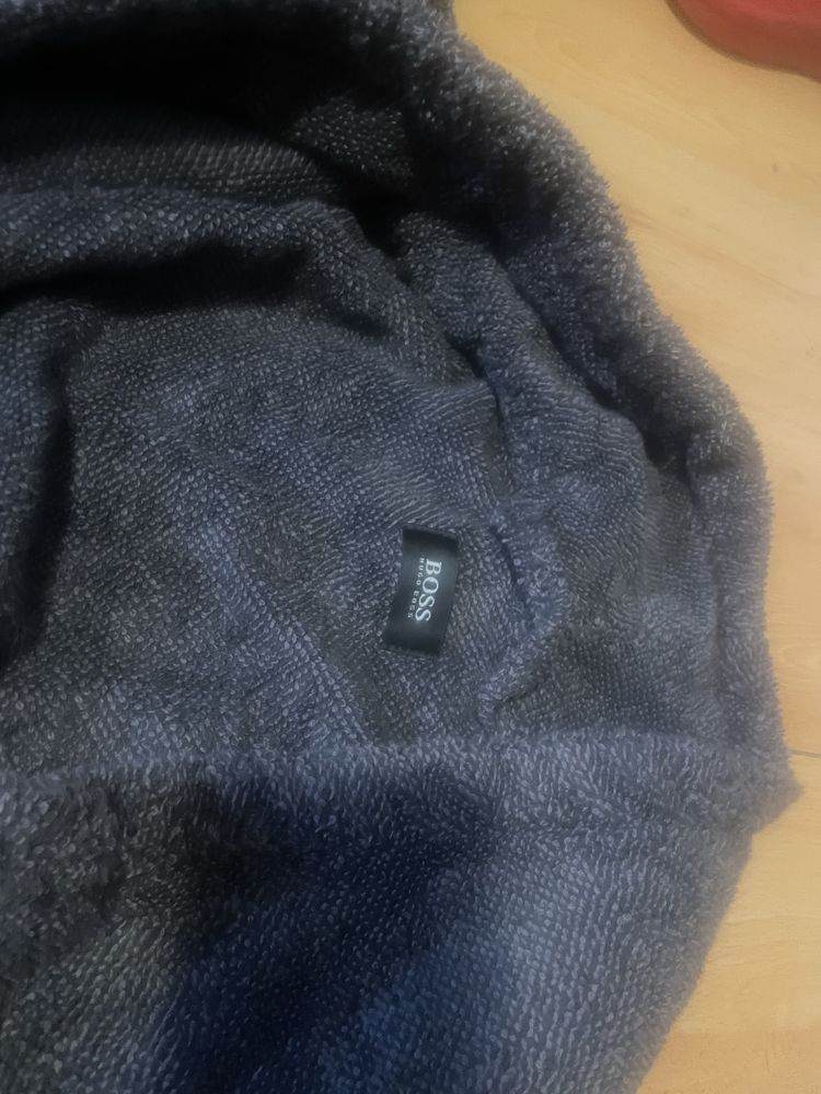 Piękny gruby długi porannik hugo boss xl szlafrok