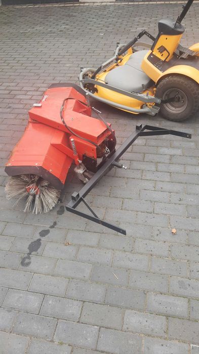 Traktorek kosiarka STIGA PARK zamiatarka V-twin 20HP