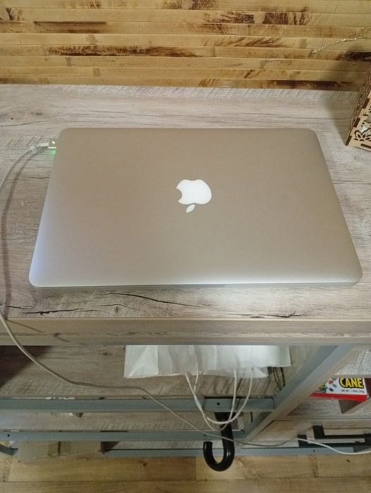 Продам MacBook Pro
