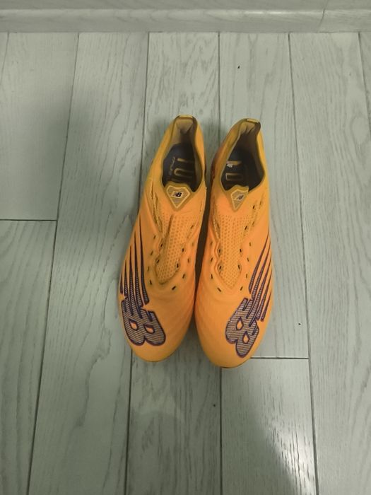 Продам бутси New Balance