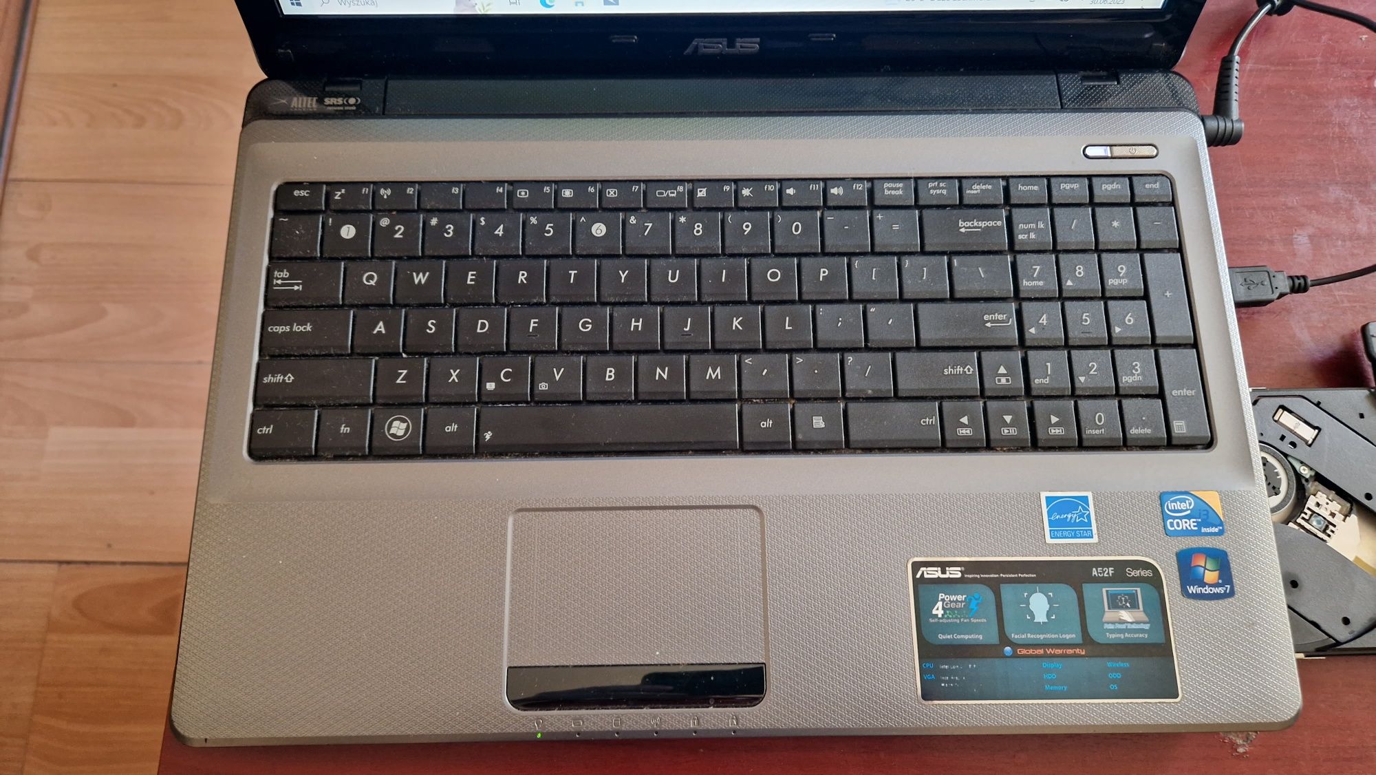 Asus A52F, 15 6" Inter Core i3