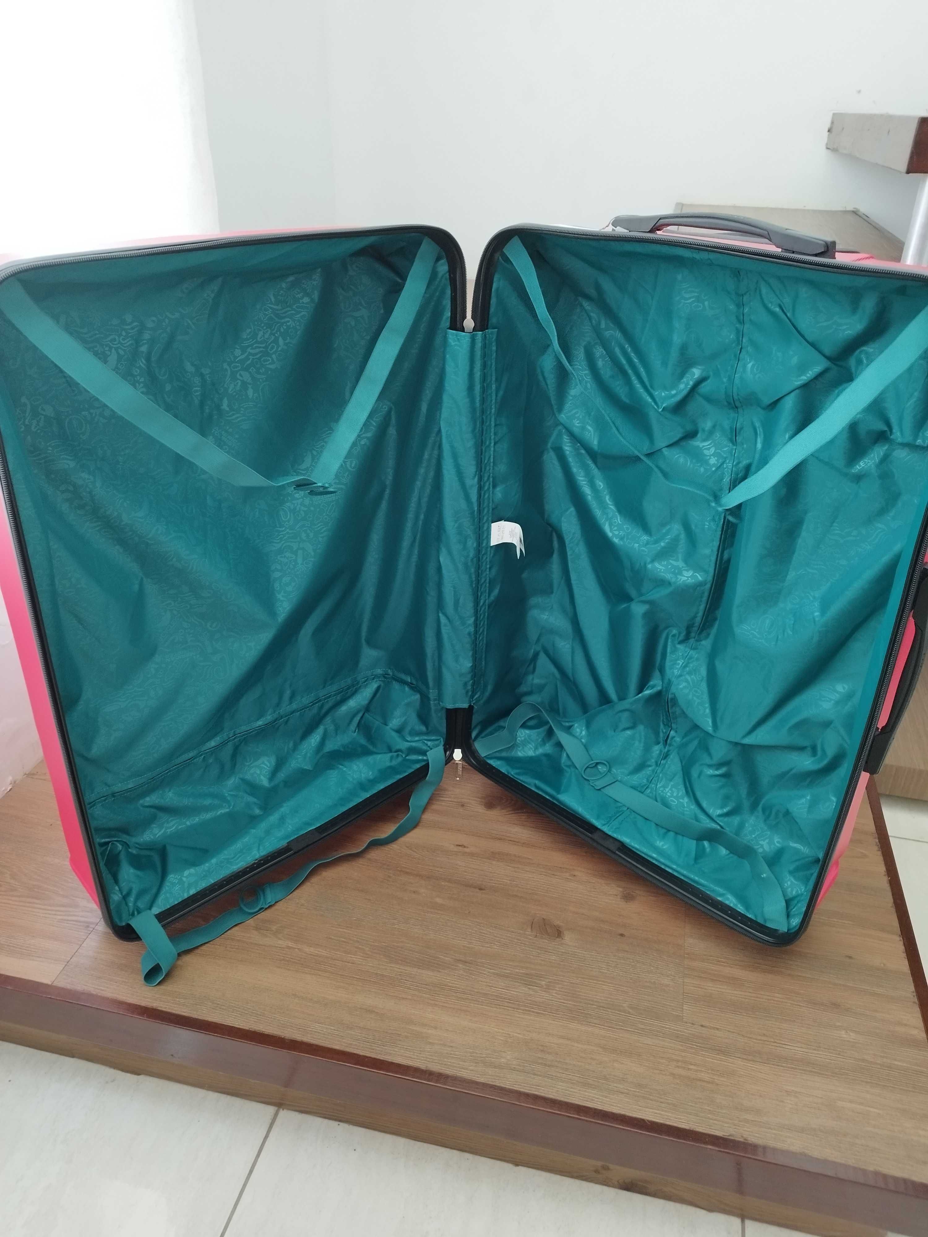 (nova) Mala American Tourister grande