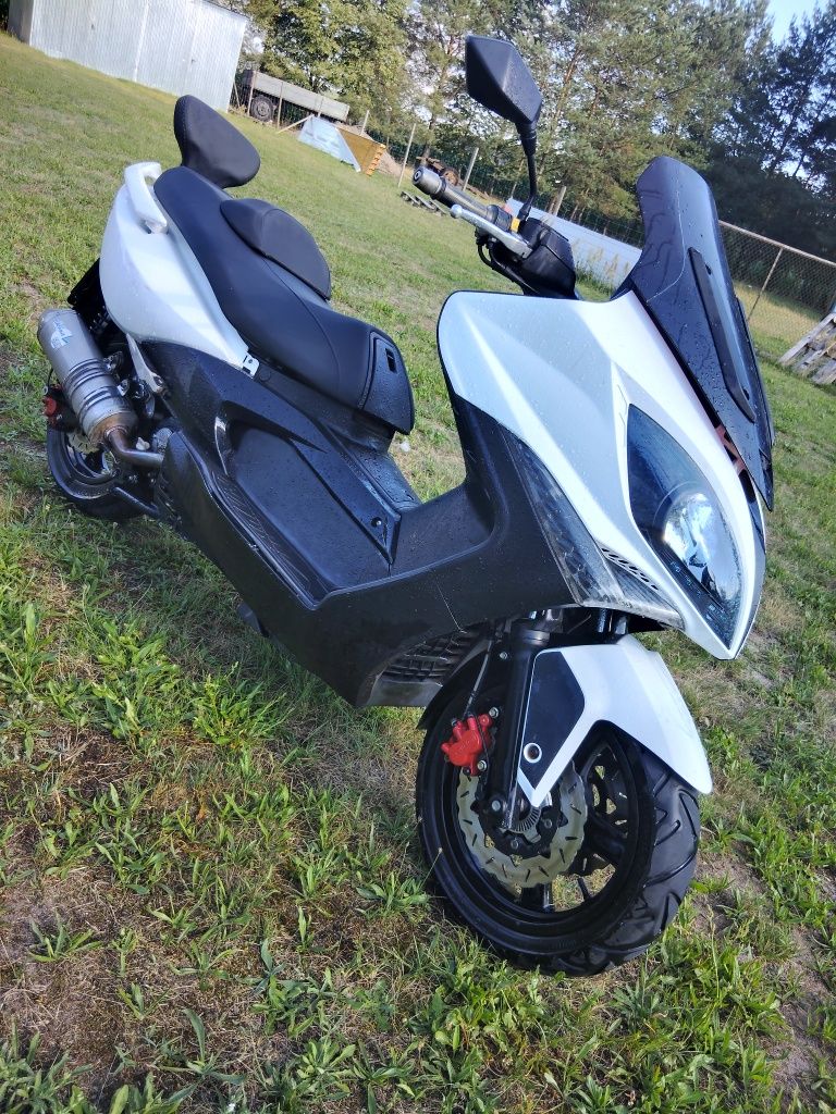 Kymco xciting 300