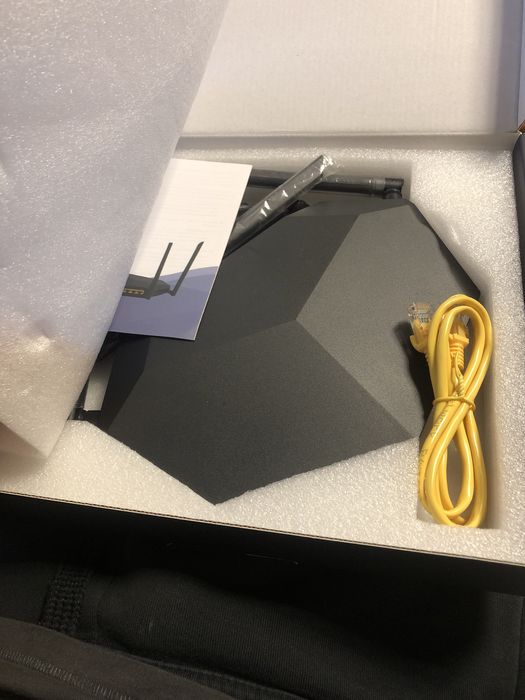 Dual Band Wi-Fi Fi6 Router Model FGNet