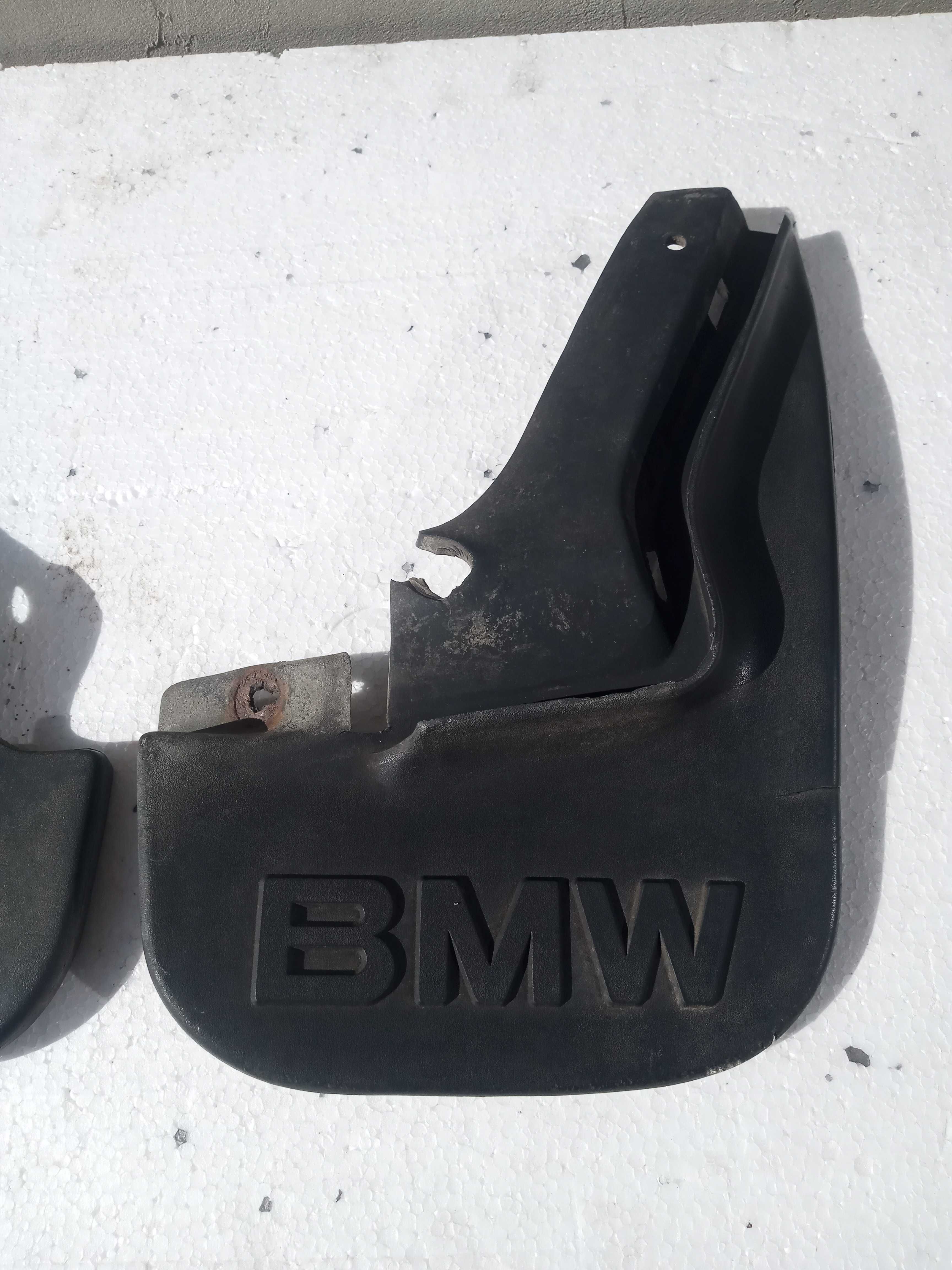 Oryginalne chlapacze tylne tył BMW E36 RARYTAS