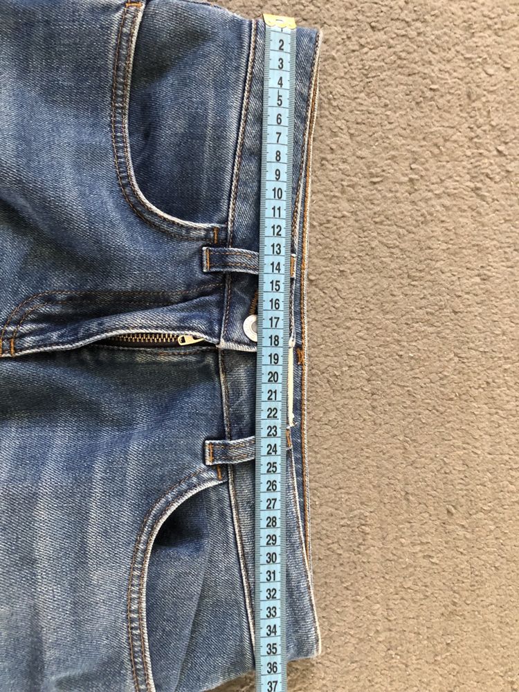 Spodnie jeansy dzwony szerokie