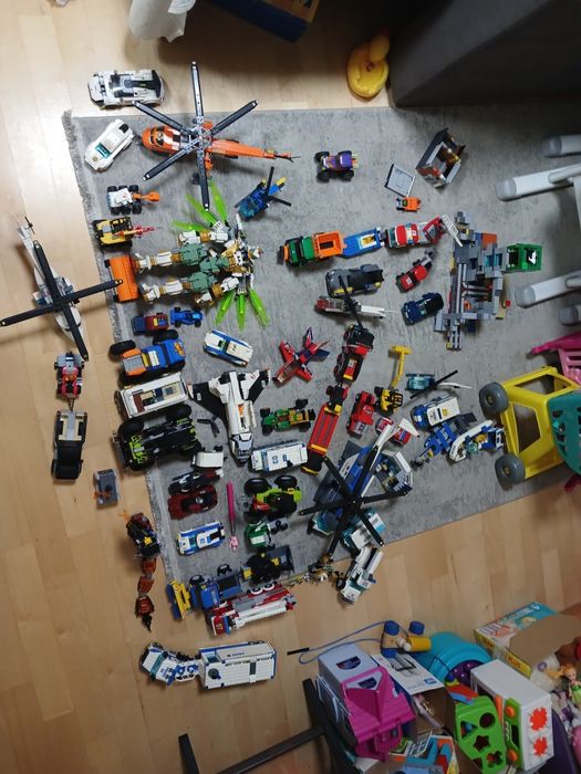 Продам лего  оригінальний