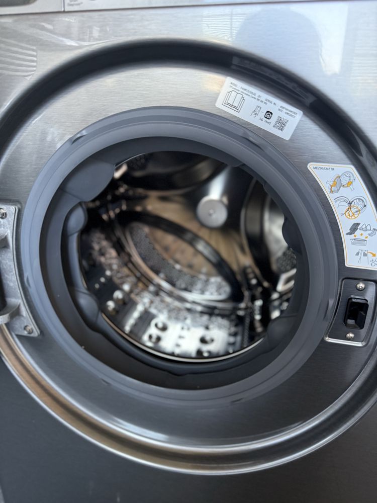 Máquina de Lavar Roupa LG F4WR7010SGS