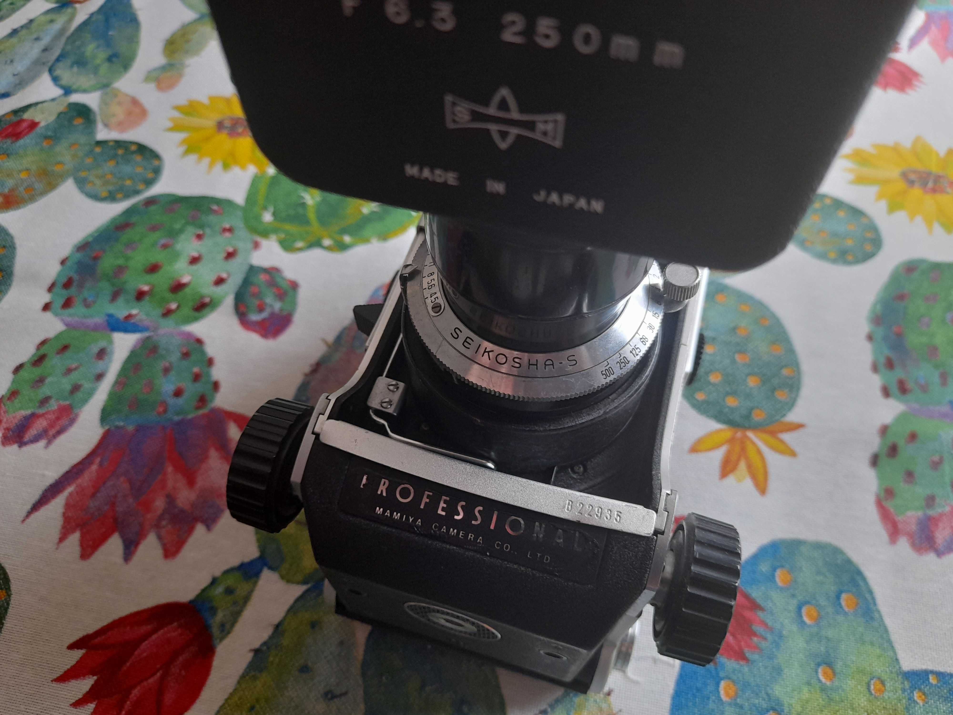 Mamiya C220 professional