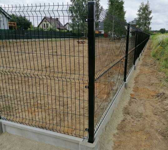 Montaż ogrodzeń ,bram i furtek