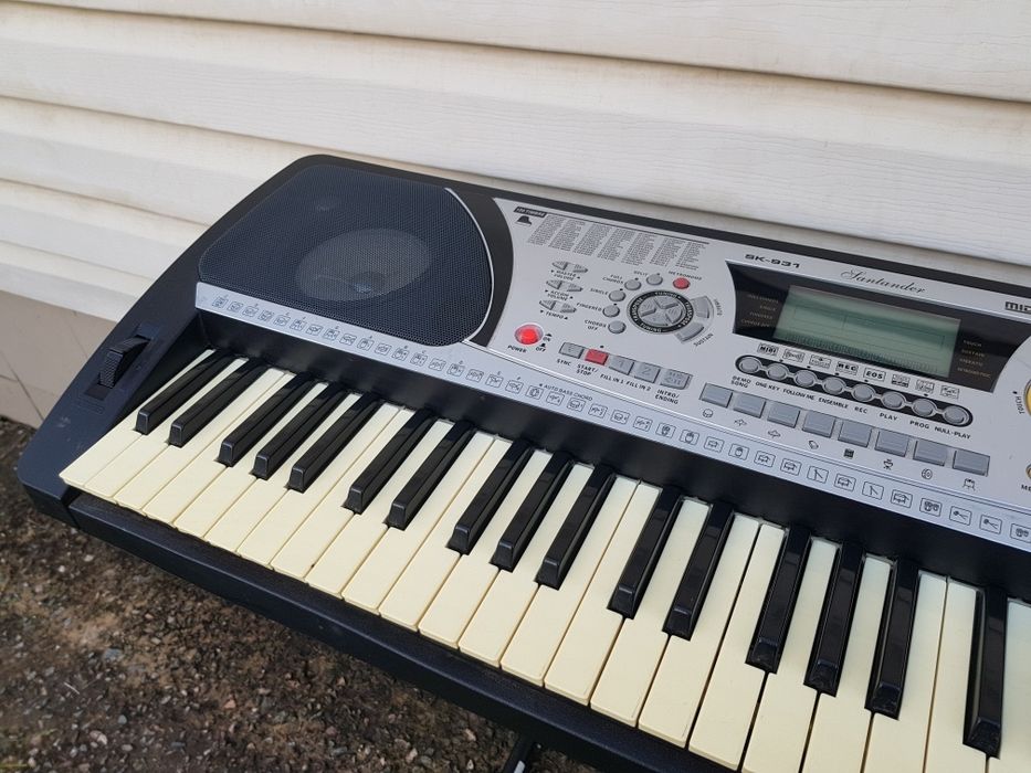 Синтезатор Sandanter SK-931 на 61 клавішу, б/у