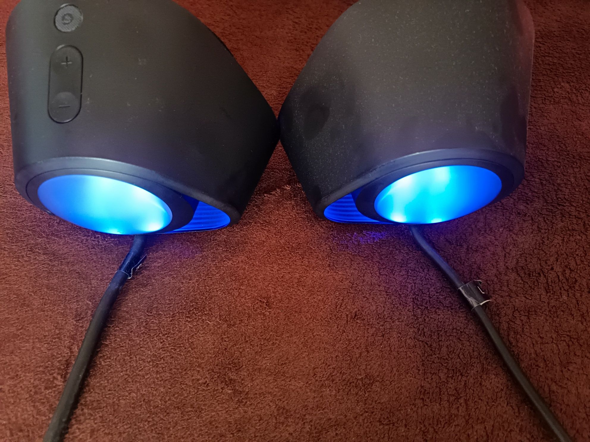 Głośniki Logitech g560