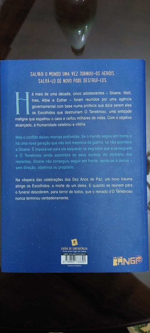 Livro - Os Escolhidos de Veronica Roth