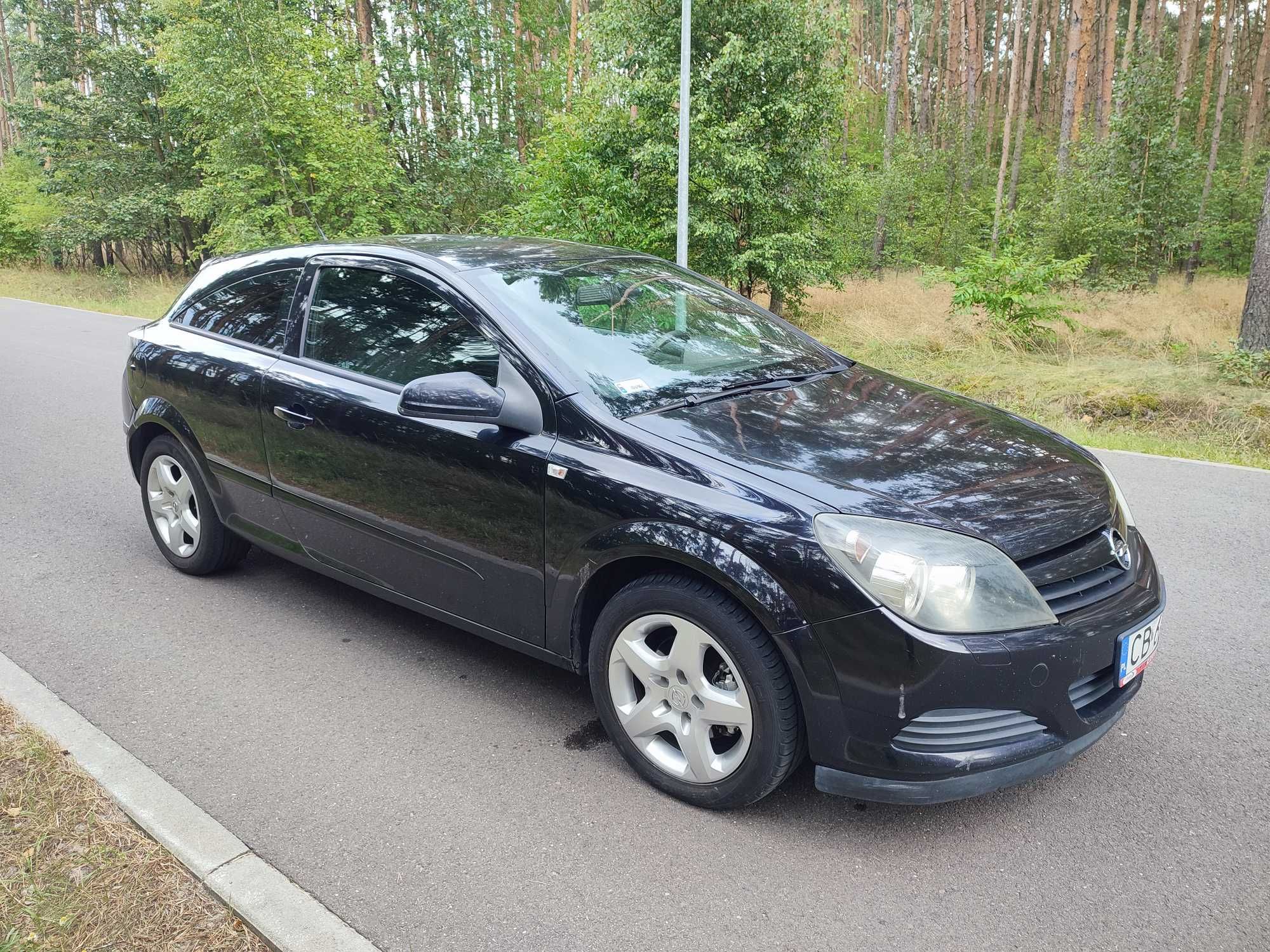 Opel Astra GTC 1.7 CDTI 2005r