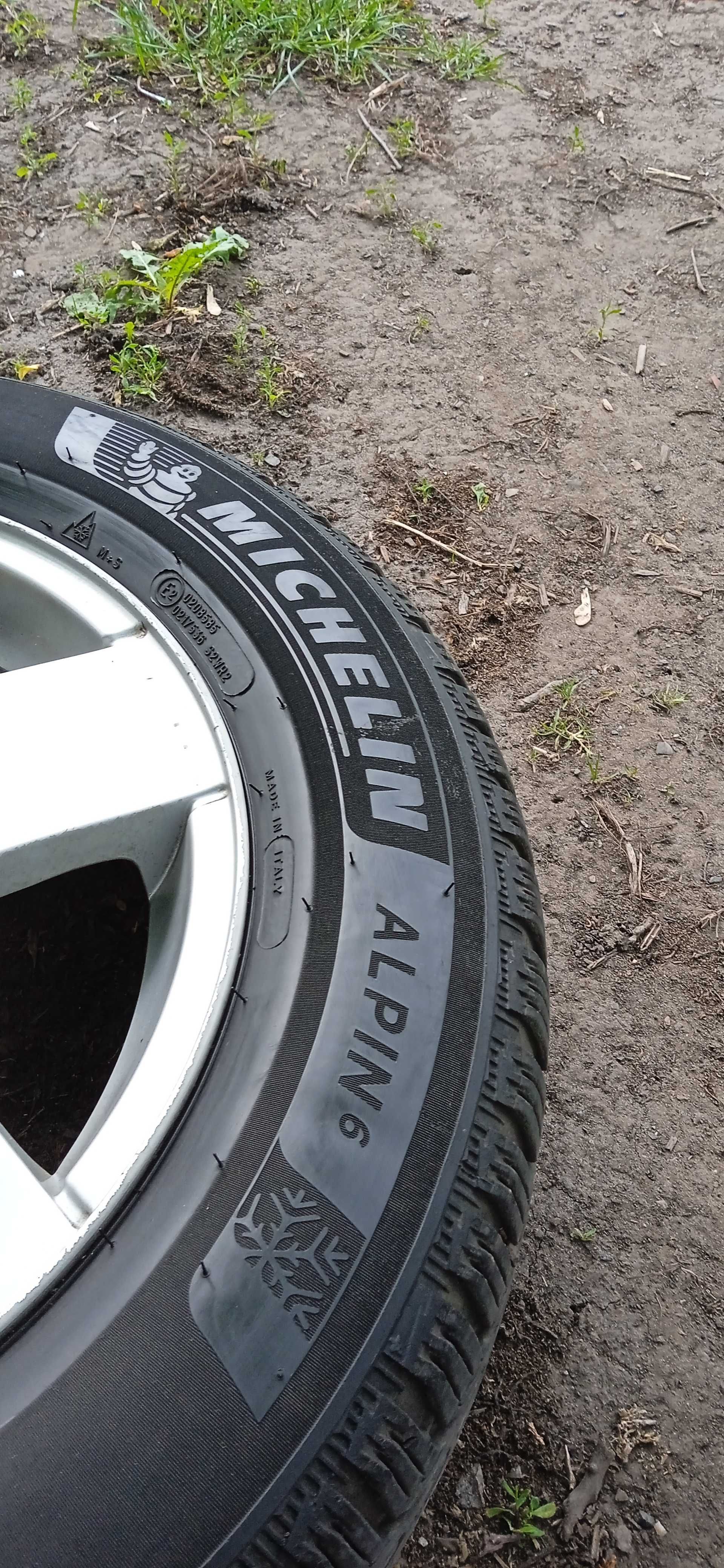 Продам зимнюю резину michelin Альпина 6 r15 195/65 свежая