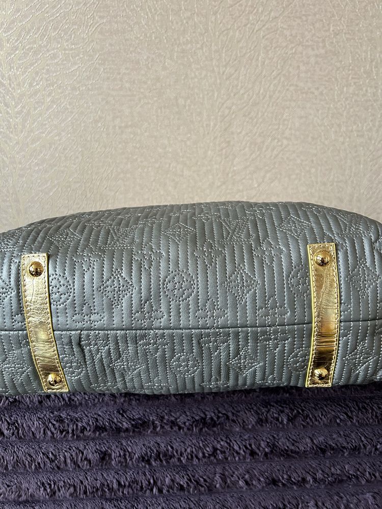Срочно Louis Vuitton сумка натуральная кожа