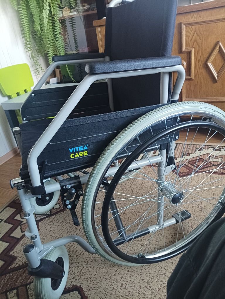 Wózek inwalidzki ręczny