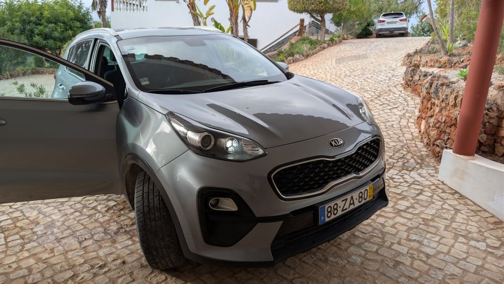 Kia Sportage 1.6 GDI gasolina

Combustível

Gasolina

Tipo de Caixa