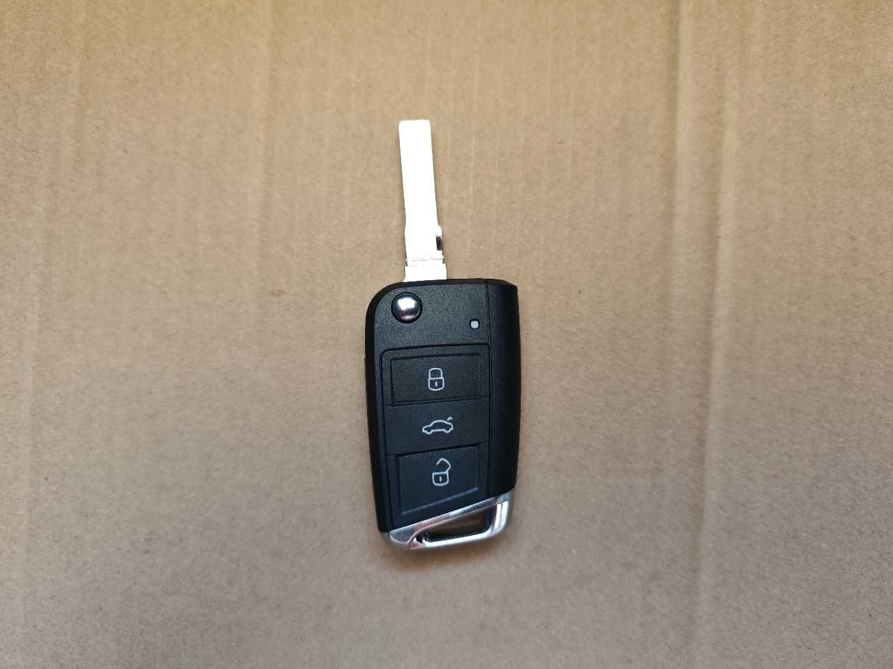 Kluczyk obudowa kluczyka pilot do vw seat skoda 3 przyciski nowy wzór