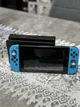 Nintendo Switch V2 Desbloqueada (ler descrição)