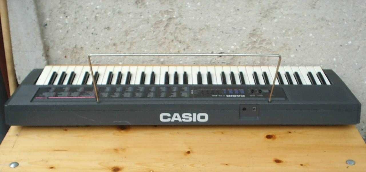 Keyboard Casio CTK-450 z osprzętem