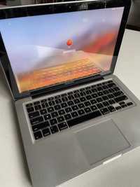 MacBook Pro 13   i5 / 8GB / 256GB SSD + 512GB