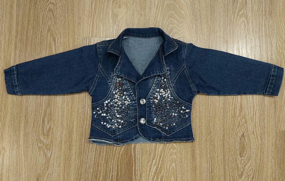 Джинсова курточка, вітровка