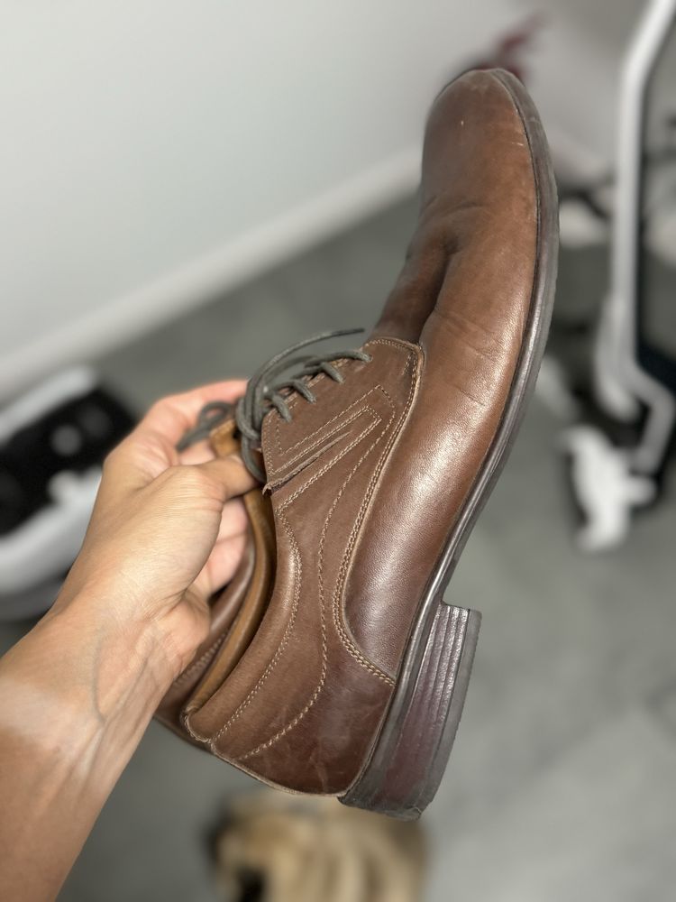 skorzane buty lasocki 43/44 brazowe