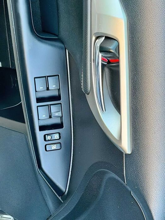 Lexus CT Hybrid 200h      2017